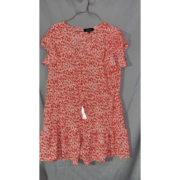 Aakaa Pants - Akaa Red floral Romper with ruffles 100% polyester. Size L